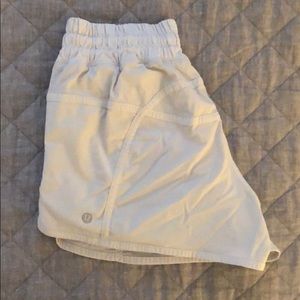 Lululemon Shorts - Tracker Short
